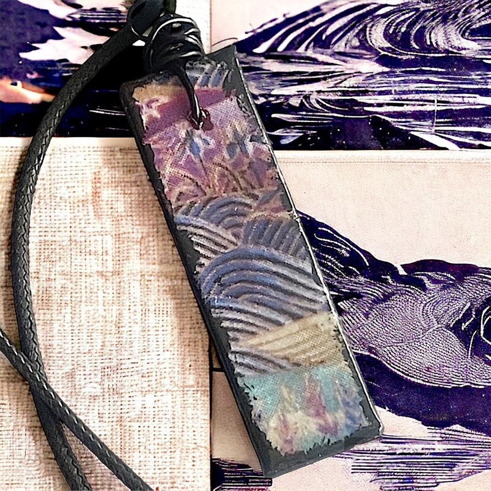 5 For $25💫Trendy Tie-Dye Hippie Pendant Necklace